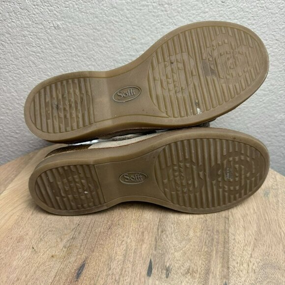 Sofft Taupe suede Sandals - Adjustable Buckle Straps - Size 7.5 - Casual Slide - Picture 4 of 10